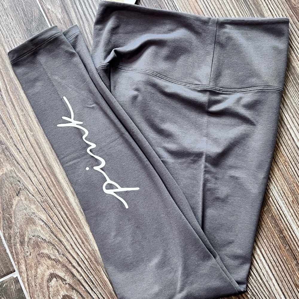 NWT Gray, Victoria’s Secret PINK cotton leggings size small